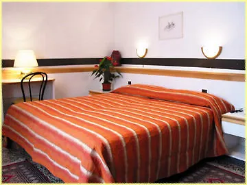 Agnello D'oro 3*