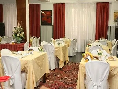 Agnello D'oro 3*