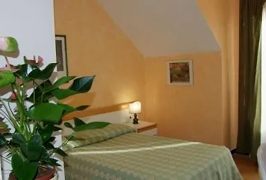 Agnello D'oro 3* Genua