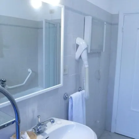 ホテル Agnello D'oro ジェノヴァ